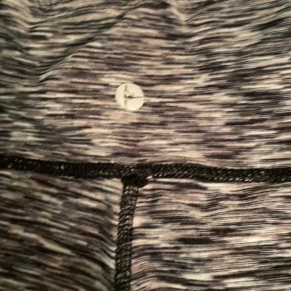 90 Degree women’s reversible leggings size small - Picture 3 of 6